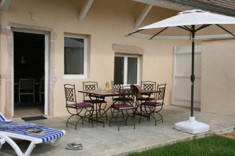 La Fontenelle - Lovely Holiday House With Swimming Pool Cuisery Kültér fotó